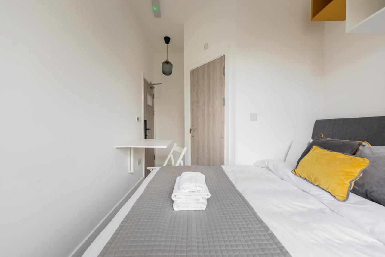 Cozy Ensuite Bedroom For Two Near Tufnell Park Londra Esterno foto